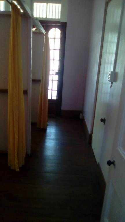 Robert'S Guest House Port of Spain Exterior photo